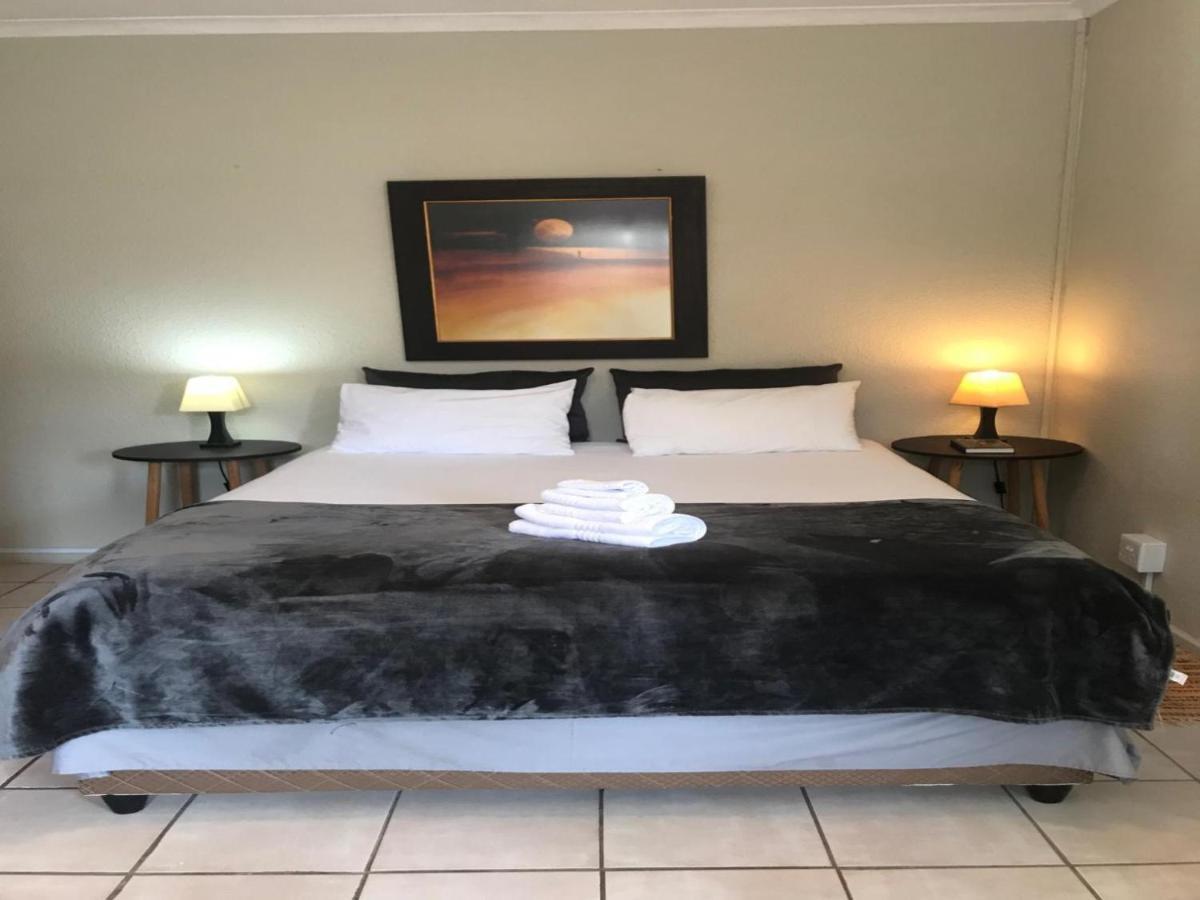 Le Petit Chateau Guest House Durbanville Zewnętrze zdjęcie