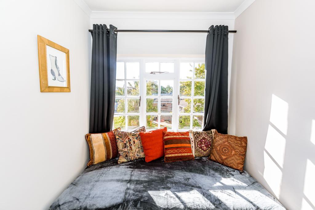 Le Petit Chateau Guest House Durbanville Pokój zdjęcie