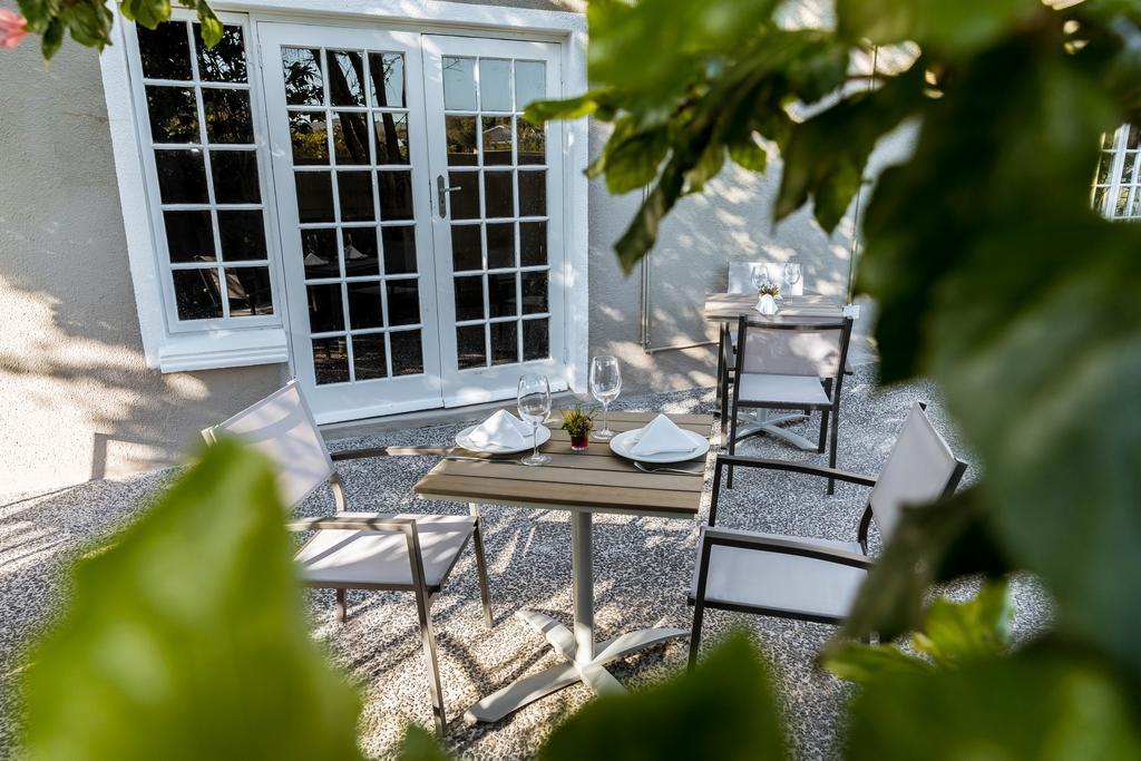 Le Petit Chateau Guest House Durbanville Zewnętrze zdjęcie